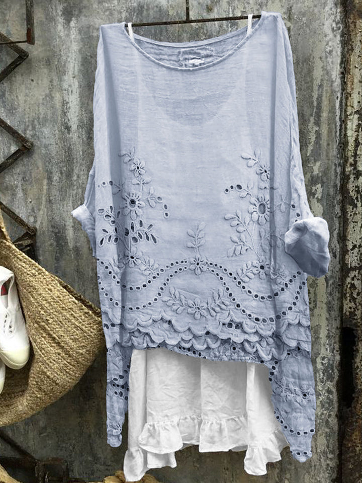 Léa™ | Lace-Trimmed Blouse with Beautiful Print